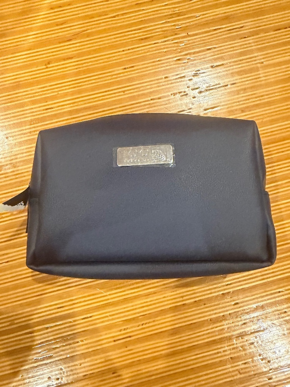 United: 100 anniversary: amenities kit: Perricone Products